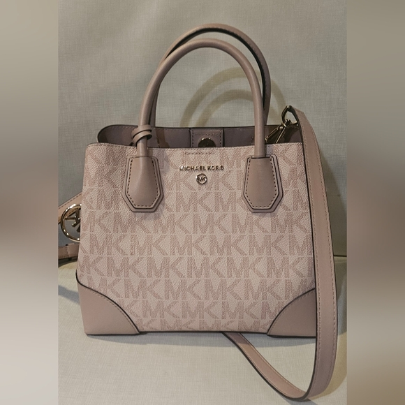Michael Kors Mercer Gallery Small Center Zip Satchel in "Ballet Pink" - Picture 1 of 7
